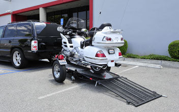 Ride On Motorcycle Trailer – Kendon Single Ride-Up SRL in Cycle World Magazine